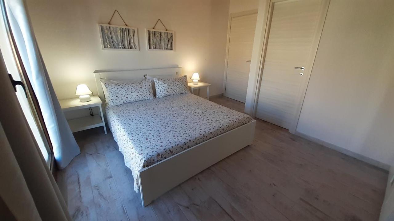b&b U PUNENTI La Maddalena  Bagian luar foto