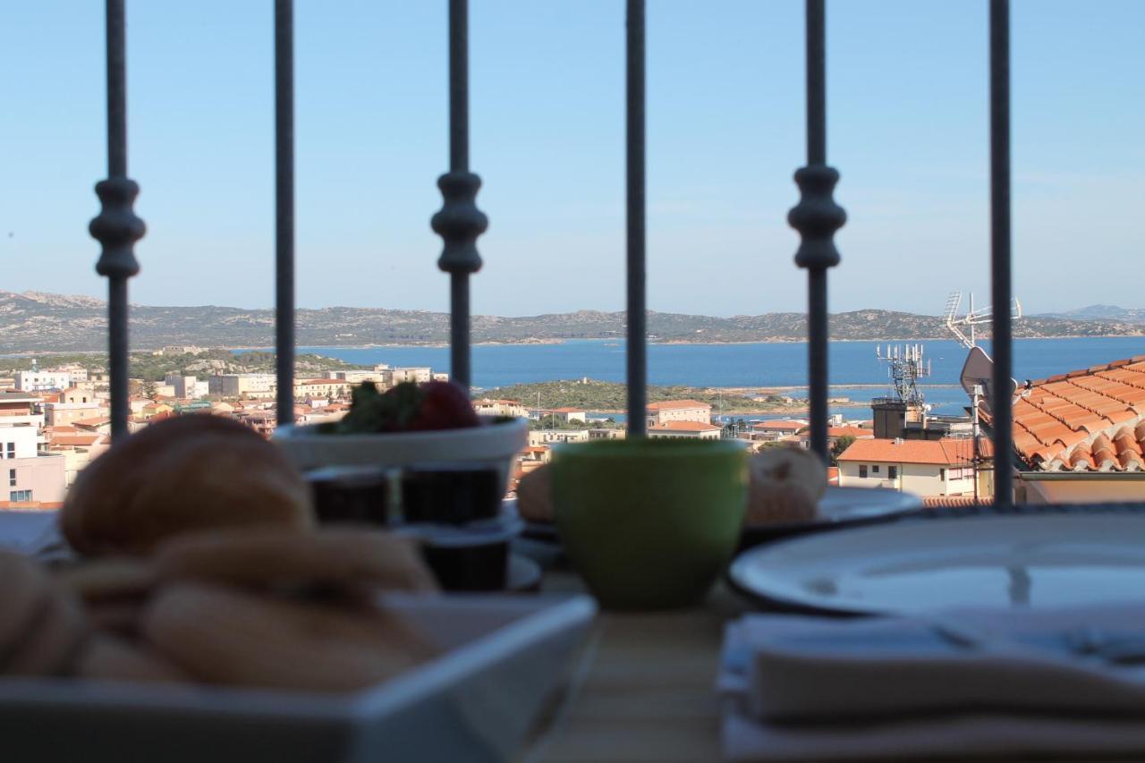 b&b U PUNENTI La Maddalena  Bagian luar foto