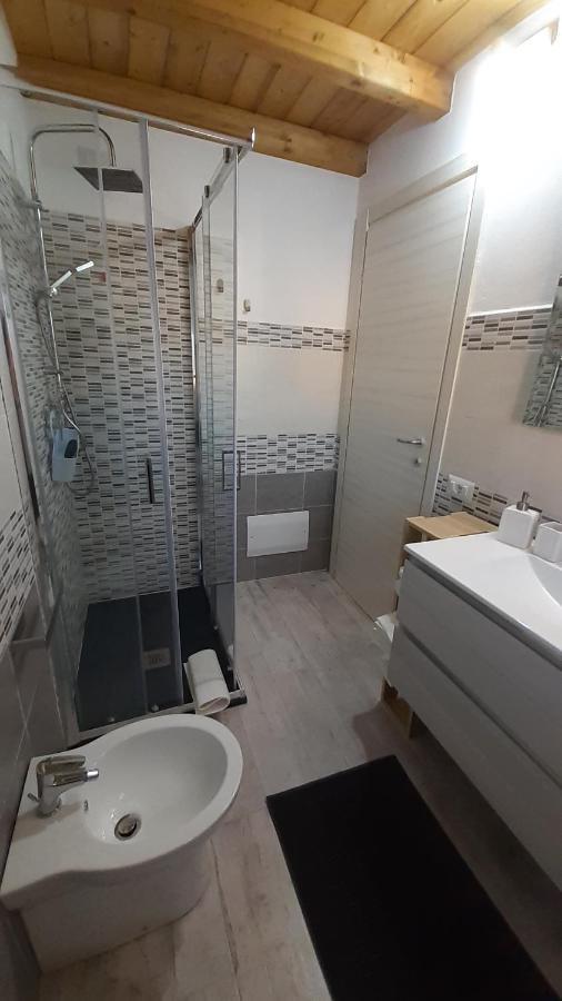 b&b U PUNENTI La Maddalena  Bagian luar foto