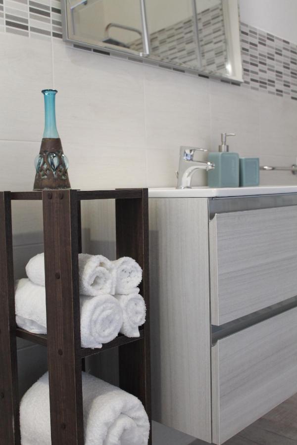 b&b U PUNENTI La Maddalena  Bagian luar foto