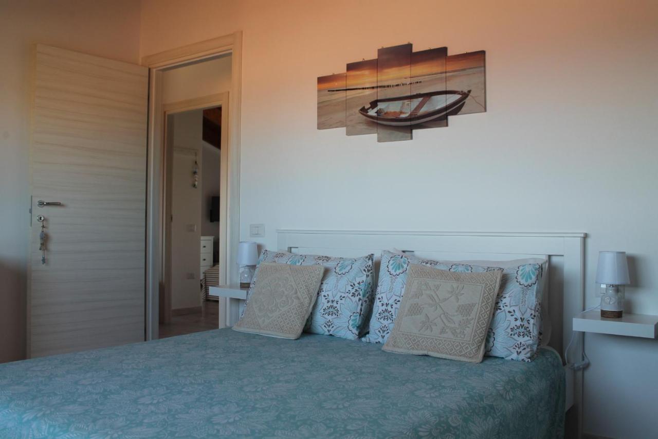 b&b U PUNENTI La Maddalena  Bagian luar foto